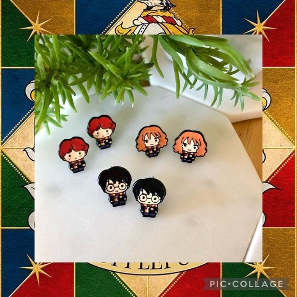 New! Harry Potter Hogwarts Acrylic Stud Earrings - Picture 2 of 14